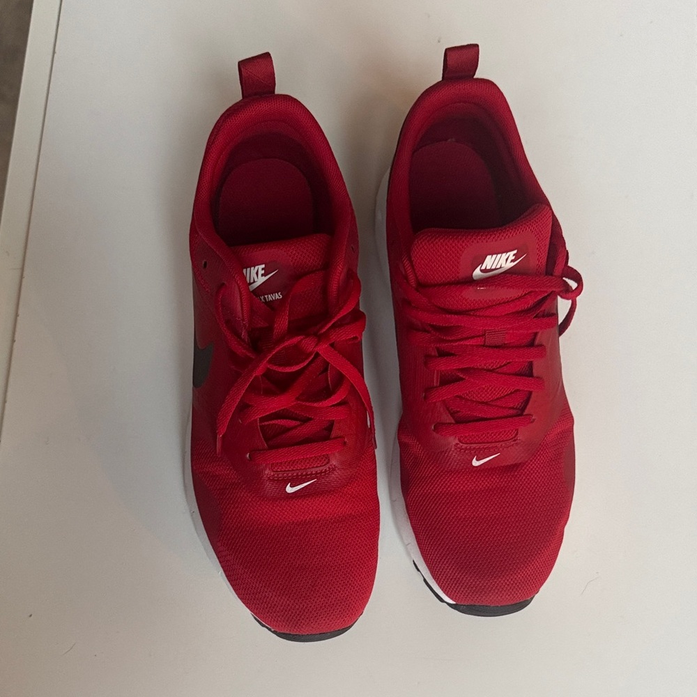 Nike Crimson Running Shoes